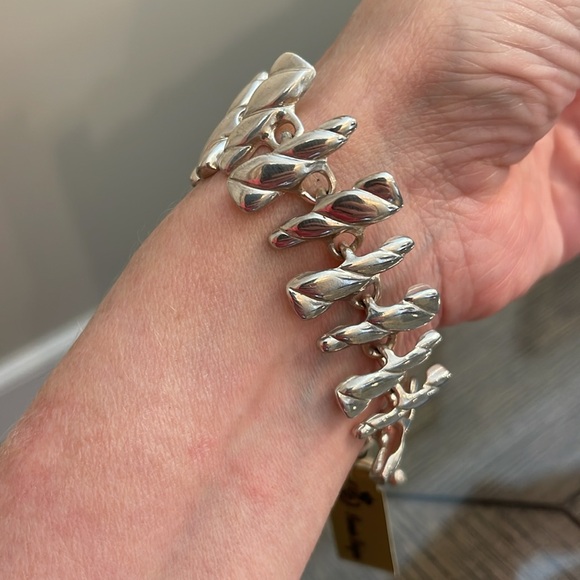 Vintage Premier Designs “Artistic” Silver-tone Toggle Bracelet Style #5062 - Picture 11 of 16